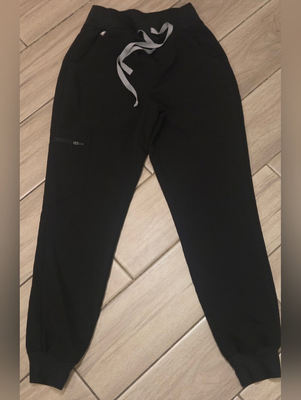 FIGS Zamora High WaistedJogger Scrub Pants Black XXS Petite Technical Collection - Picture 3 of 8